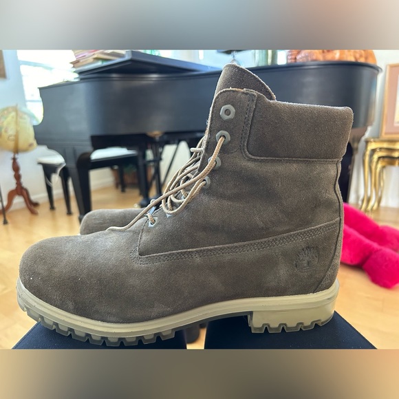 Timberland Premium 6” Waterproof Boots (Size 12)